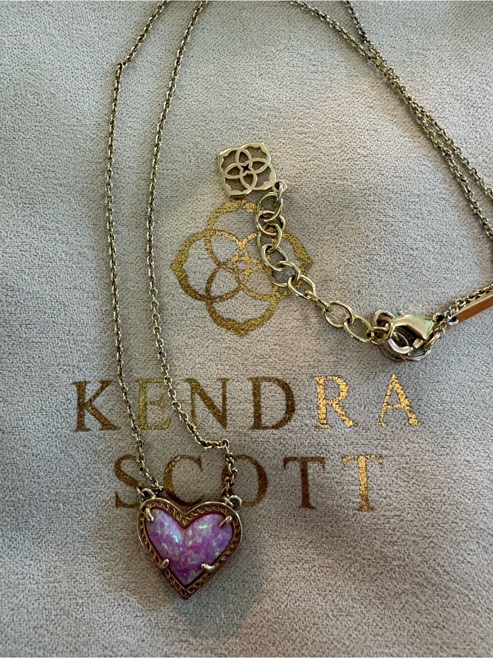 Kendra Scott Gold Heart Ari Pink Kyocera Opal Necklace